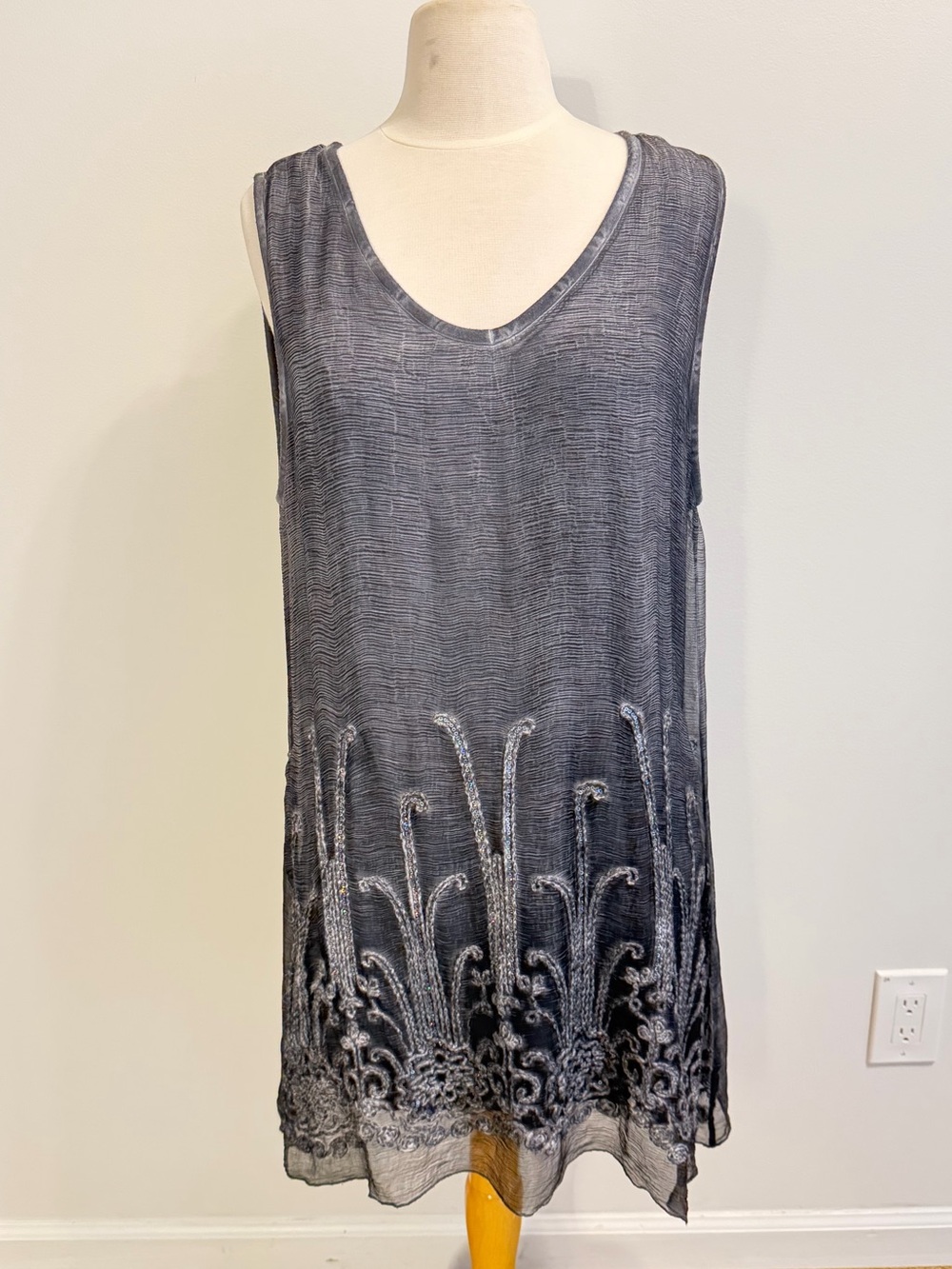 Soft Surroundings Top Tunic Large Gray Embellished Artsy Minimalist Witchy Fairy